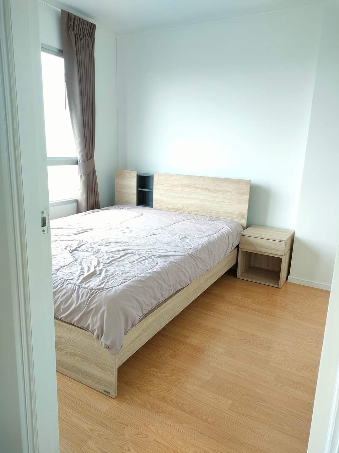 Image 1 of LW0GICMS - 1-bedroom condominium at Lumpini Place Srinakarin - Huamark Station