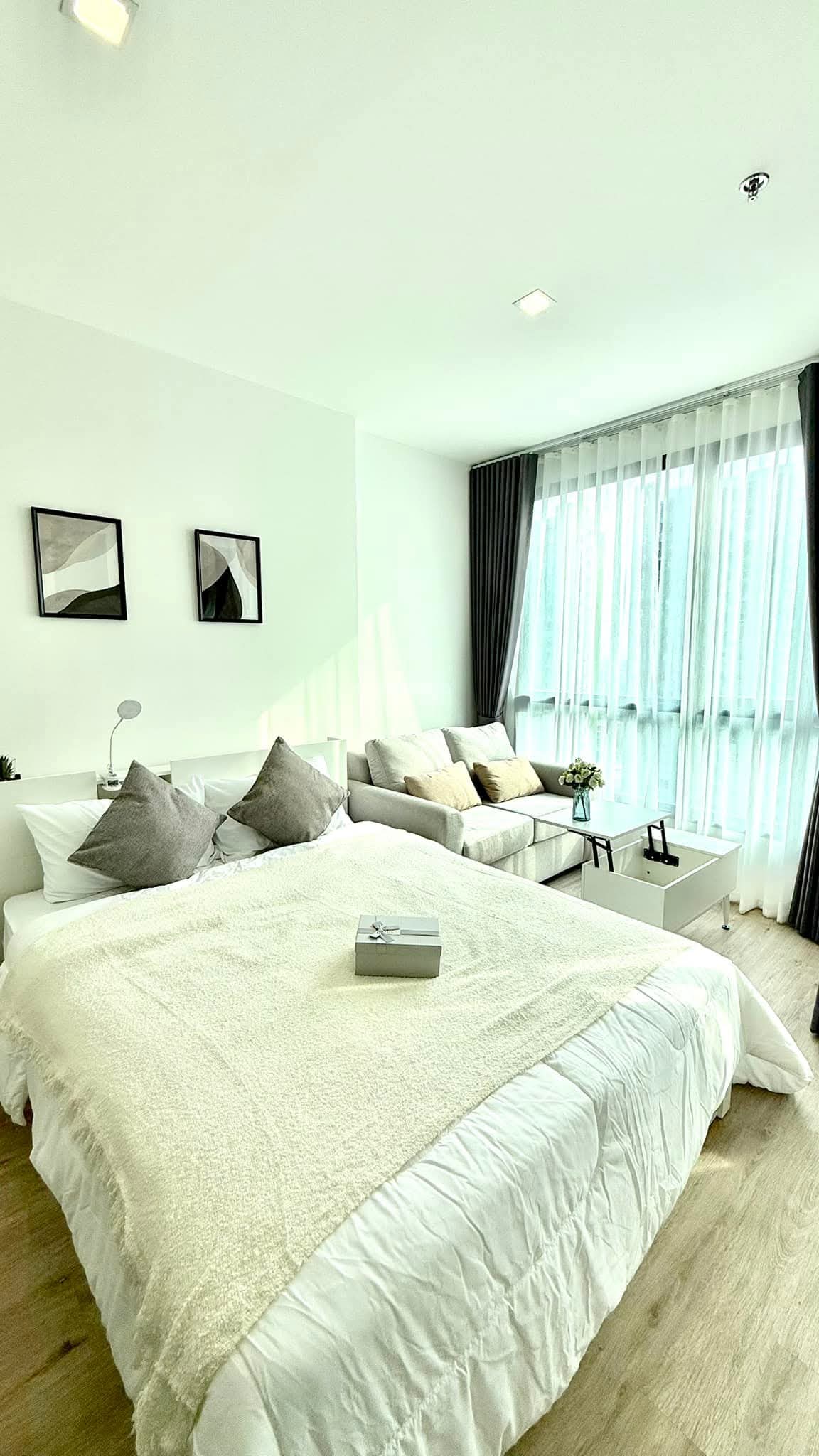 Image 1 of SOSQVK - 1-bedroom condominium at The Rich Rama 9 - Srinakarin