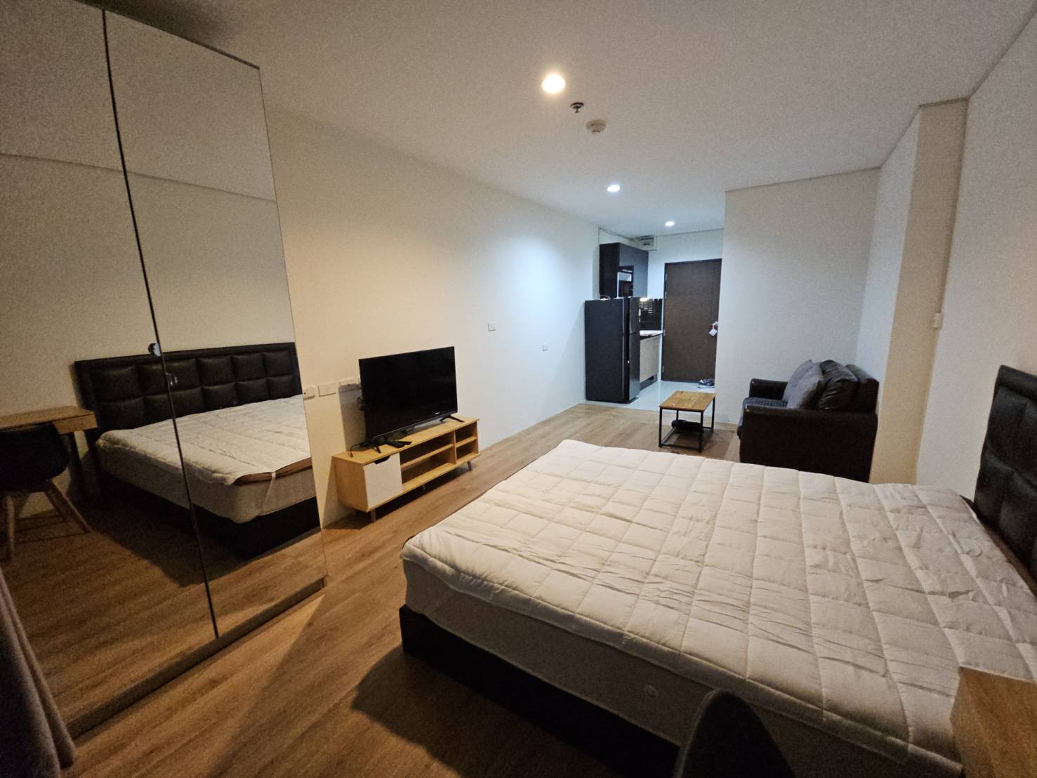 Image 1 of SIZ7LY - 1-bedroom condominium at Asakan Place Srinakarindra