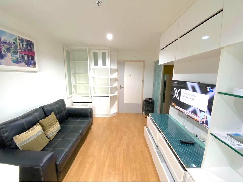 Image 1 of LTY1V5RB - 1-bedroom condominium at Lumpini Place Srinakarin - Huamark Station