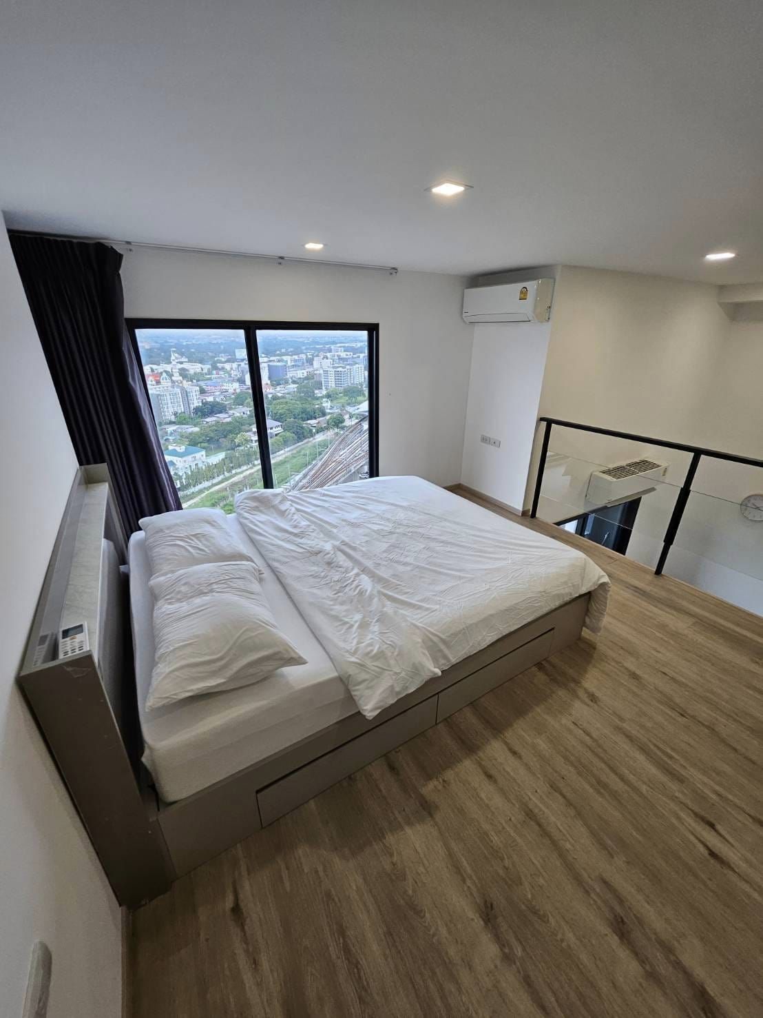 Image 1 of LX6Z5WH8 - 1-bedroom condominium at The Rich Rama 9 - Srinakarin