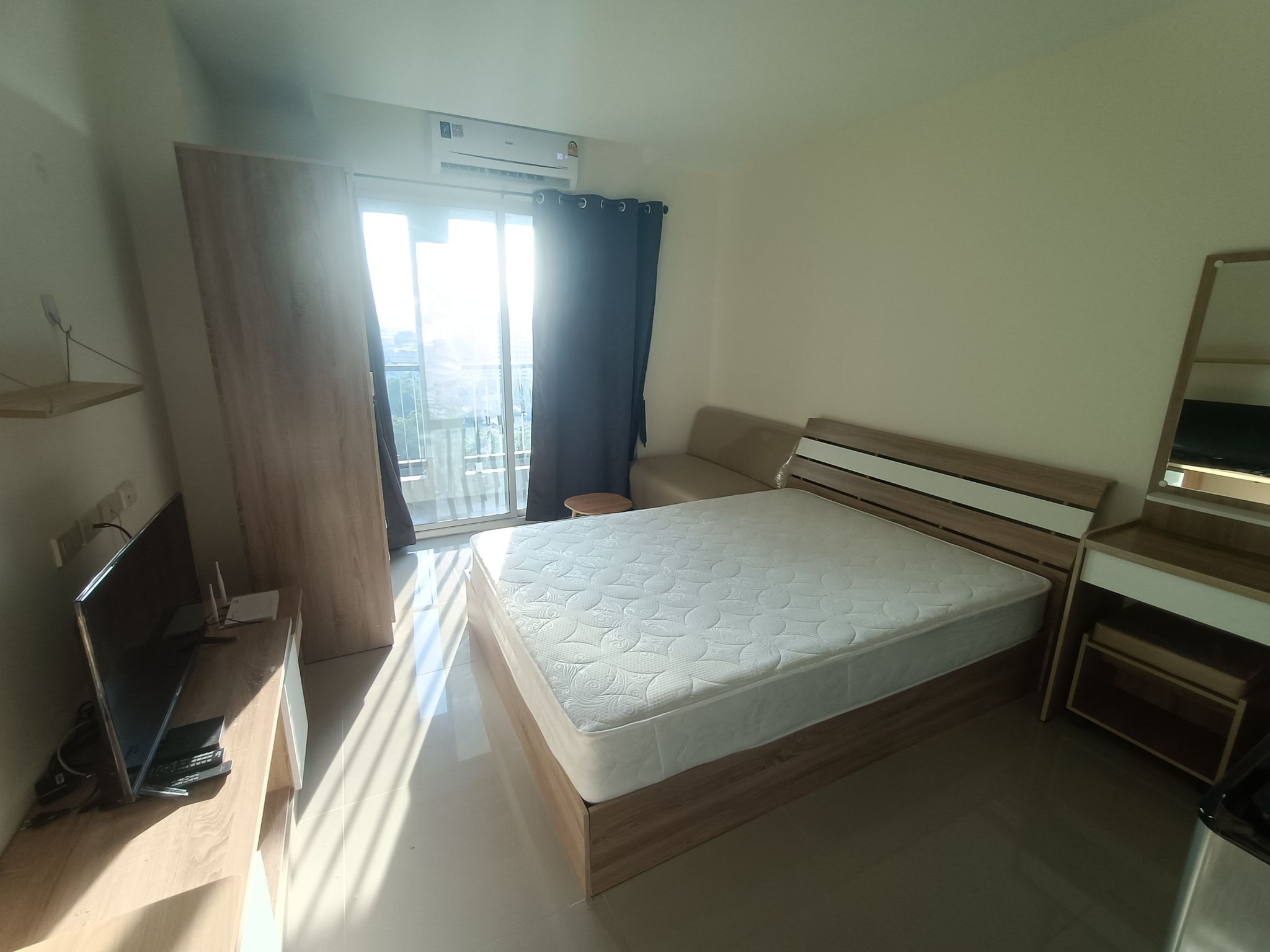 Image 1 of LWT39GJE - 1-bedroom condominium at Asakan Place Srinakarindra