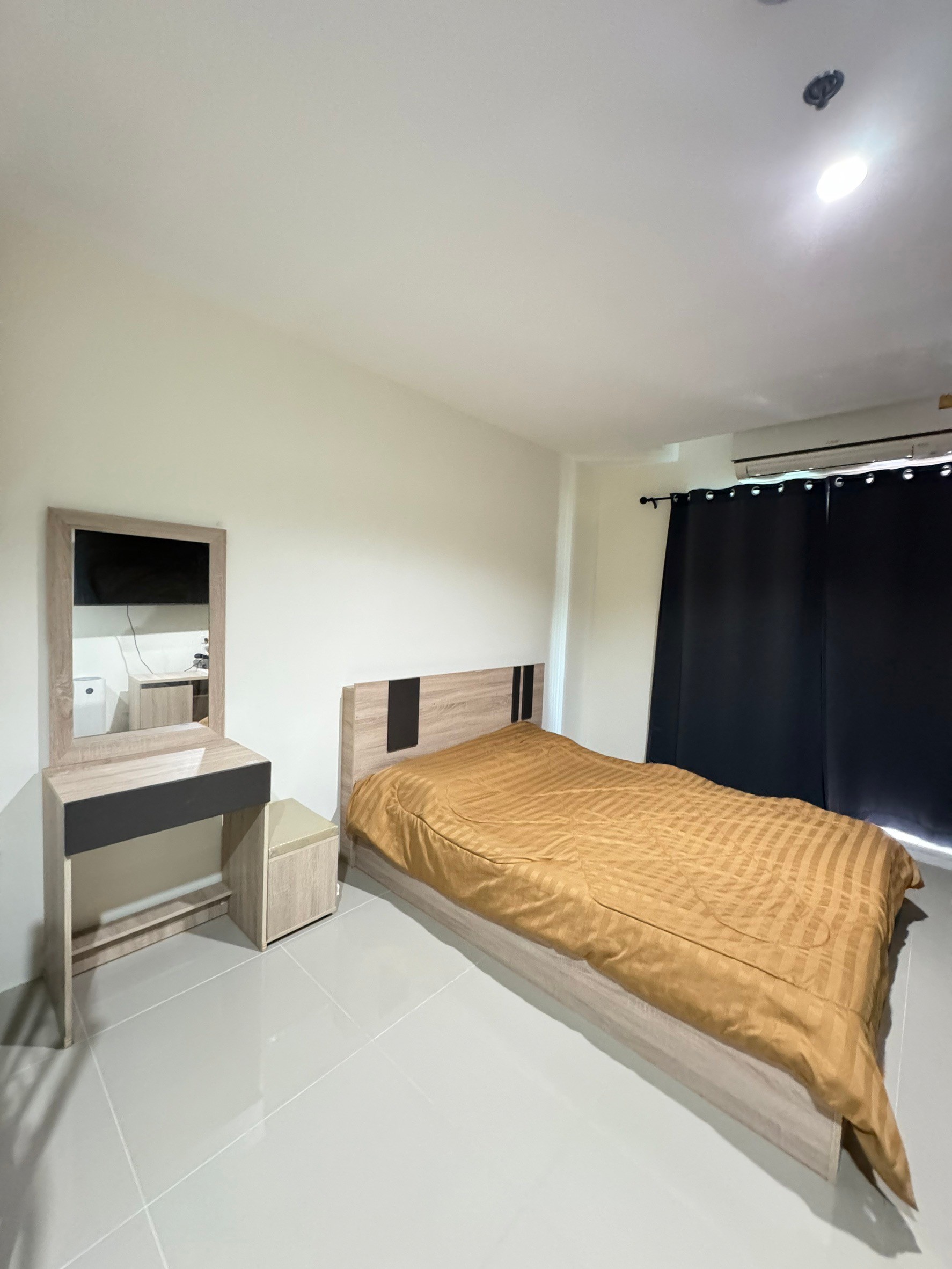 Image 1 of LT2SVE76 - 1-bedroom condominium at Asakan Place Srinakarindra