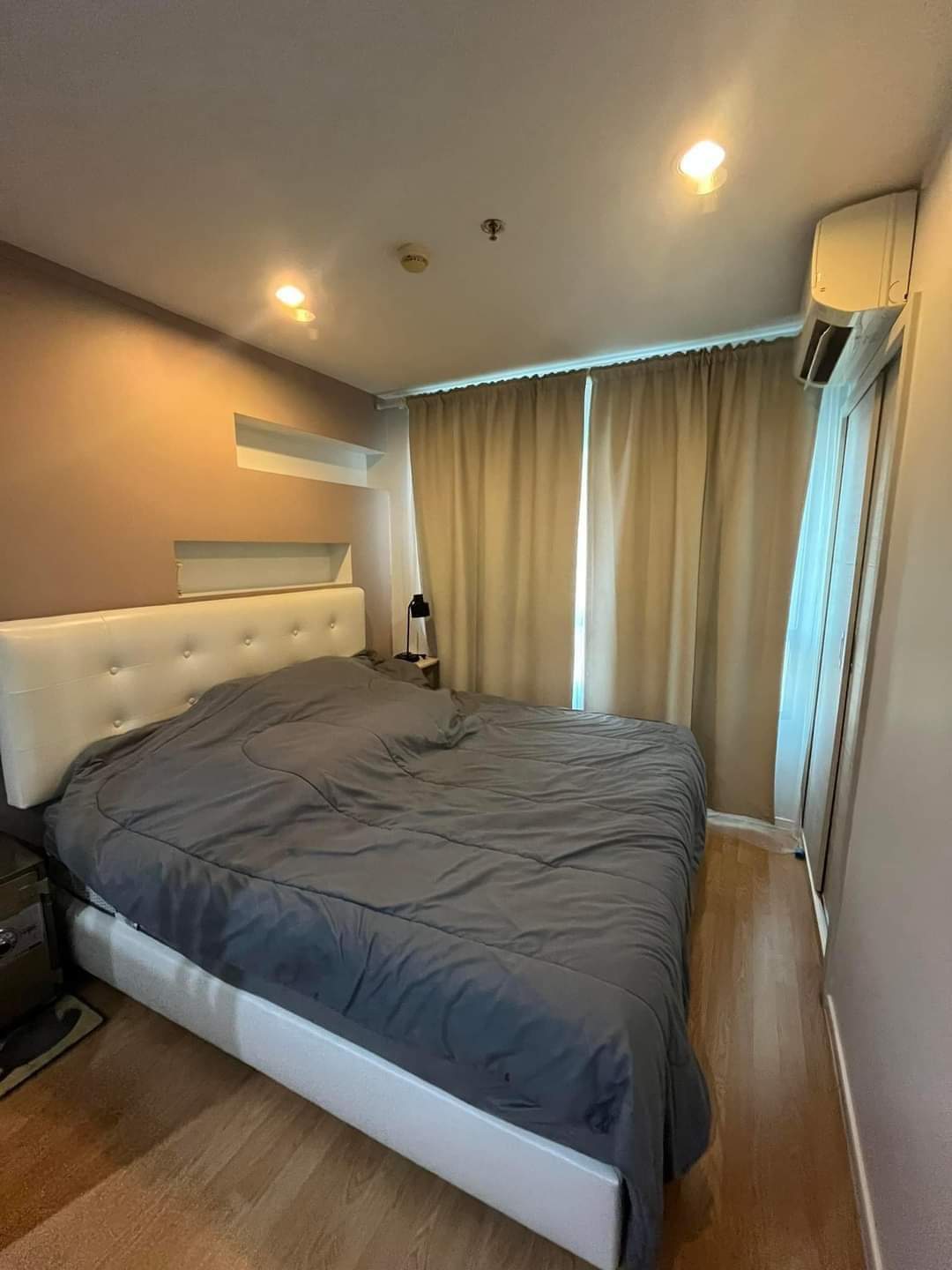 Image 1 of SGVJIV - 1-bedroom condominium at Lumpini Place Srinakarin - Huamark Station