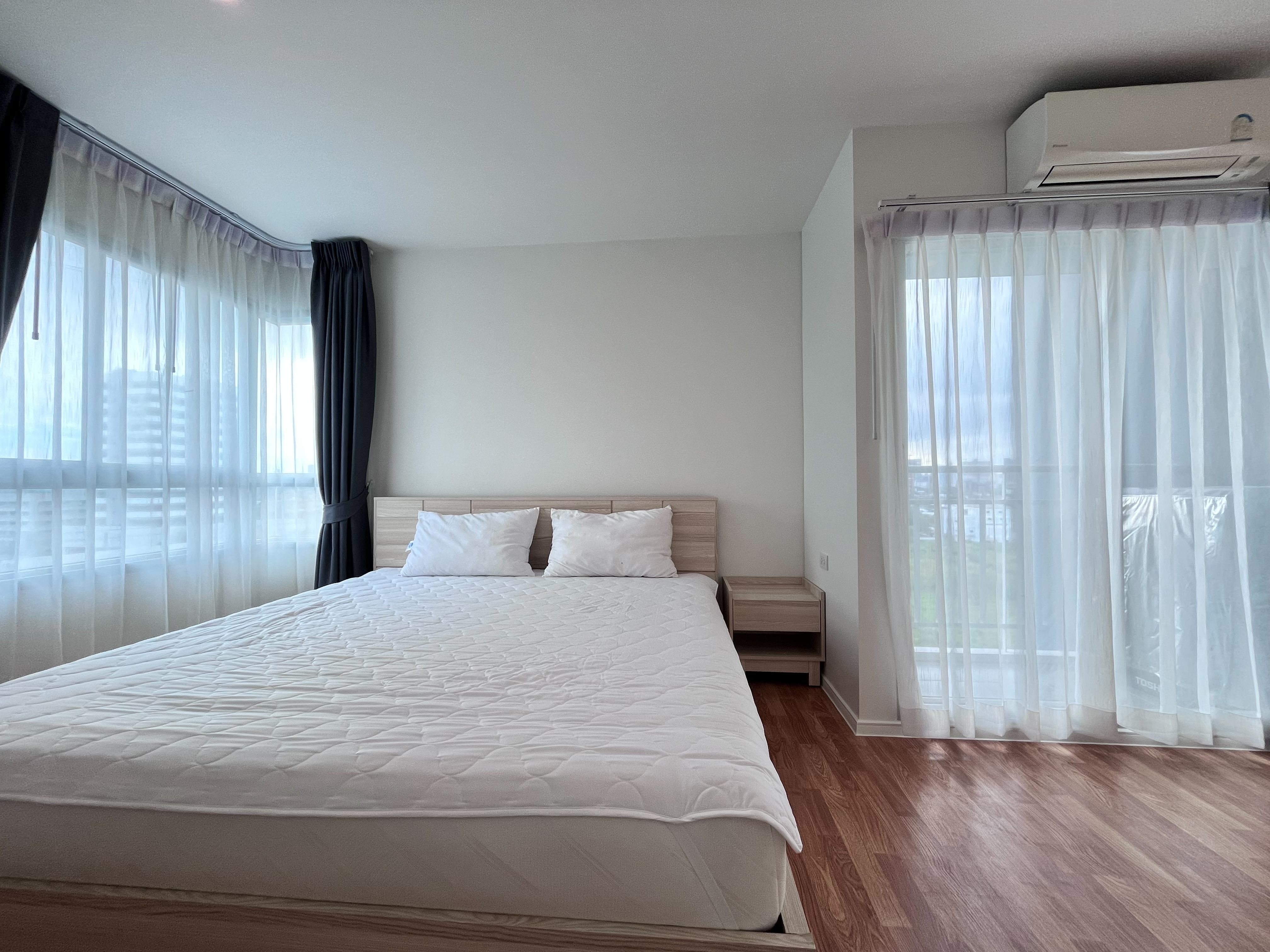 Image 1 of LULGYV2G - 1-bedroom condominium at Lumpini Ville Phatanakan - Srinakarin