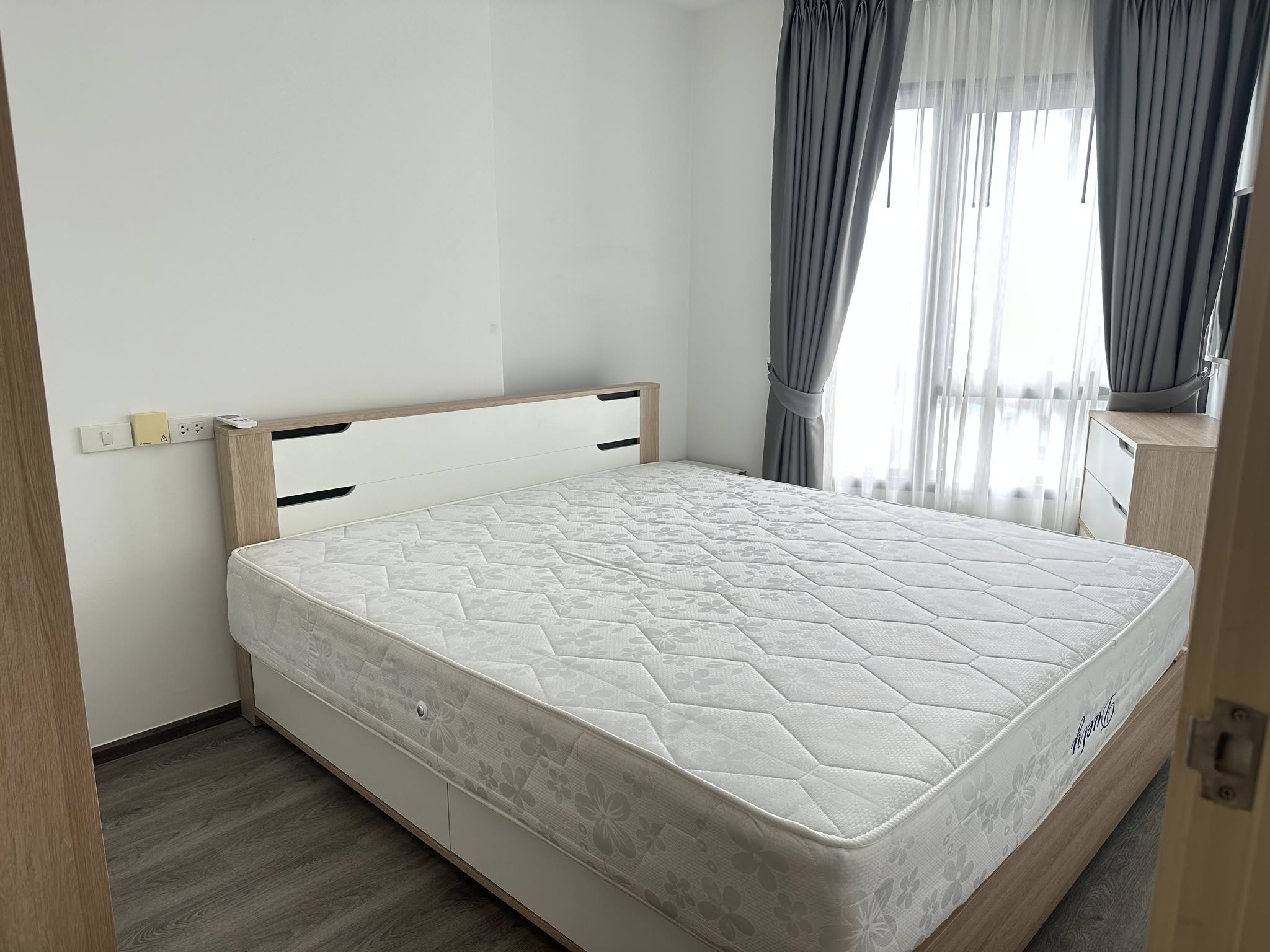 Image 1 of T6F57S - 1-bedroom condominium at Rich Park @ Triple Station