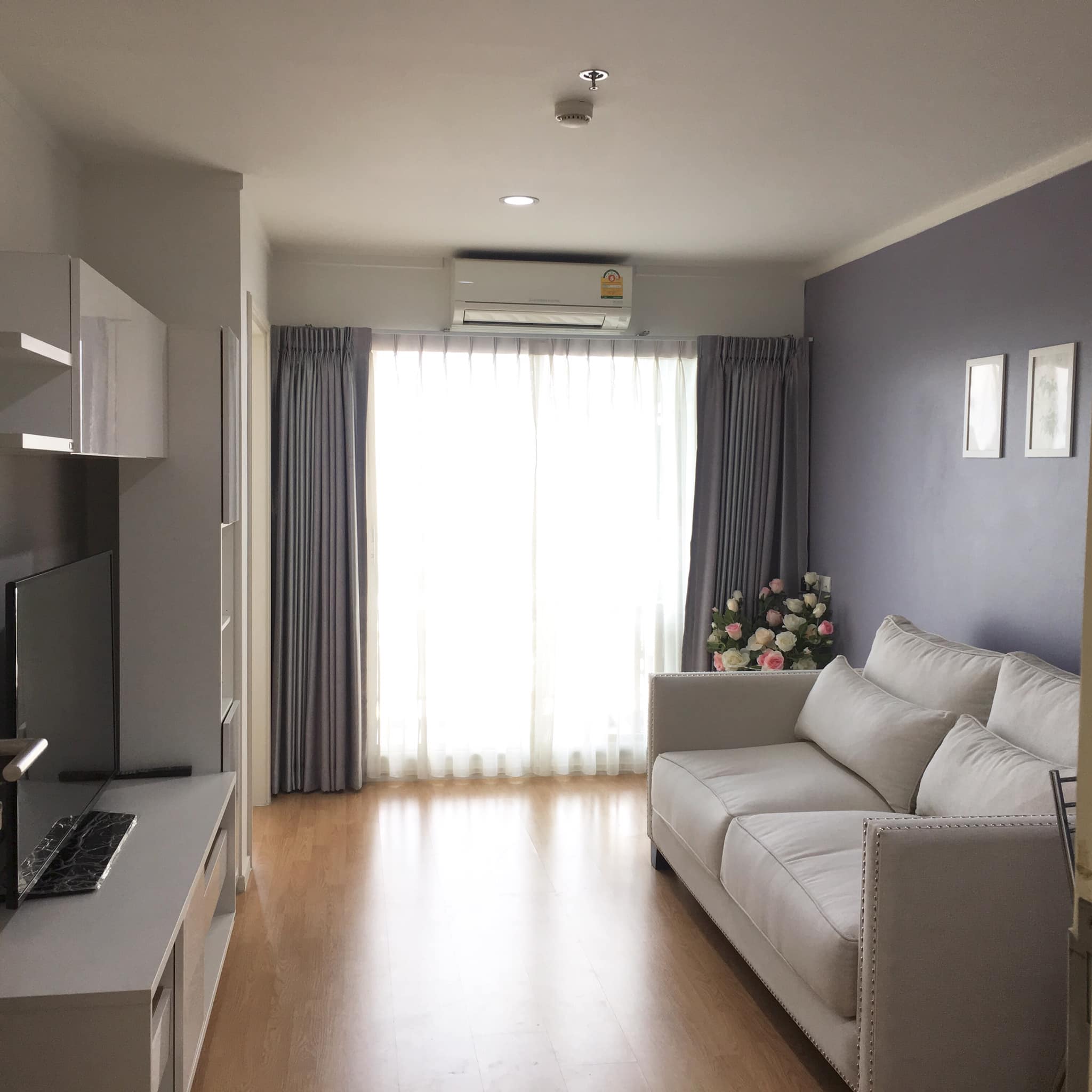 Image 1 of LW57X86U - 1-bedroom condominium at Lumpini Place Srinakarin - Huamark Station