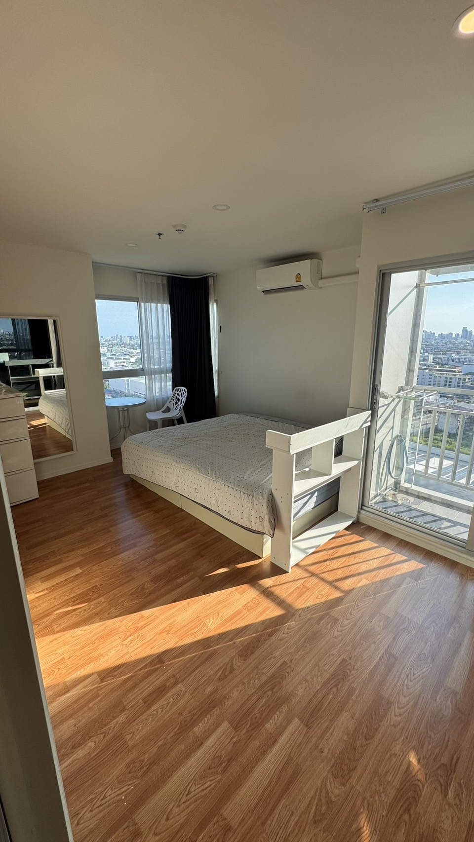 Image 1 of SUSST5 - 1-bedroom condominium at Lumpini Ville Phatanakan - Srinakarin