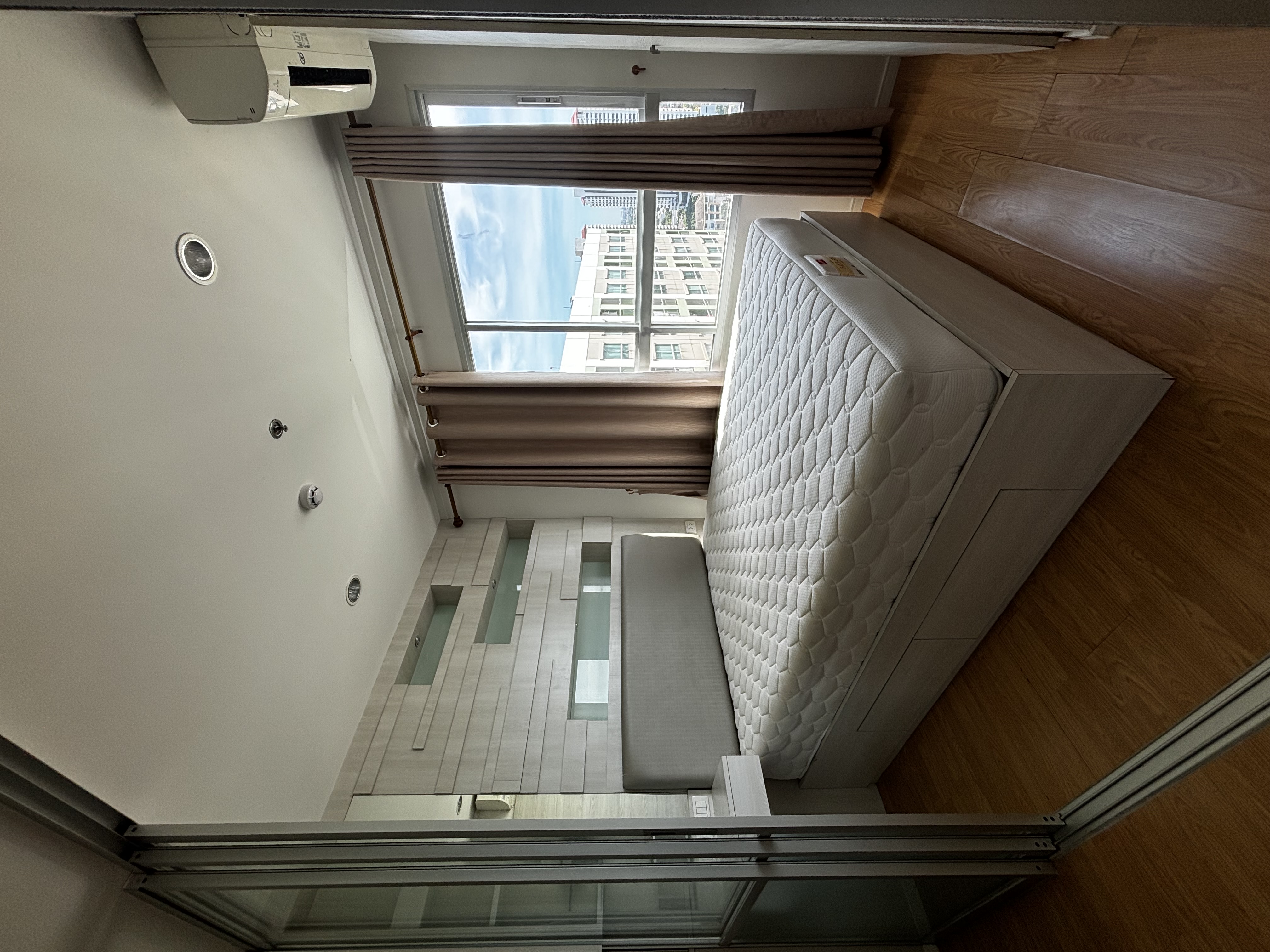 Image 1 of SN1USO - 1-bedroom condominium at Lumpini Place Srinakarin - Huamark Station