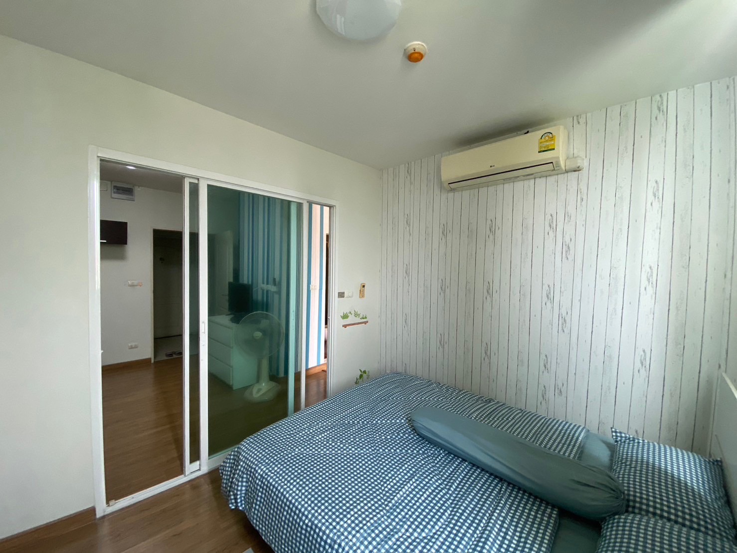 Image 1 of SJ2G8E - 1-bedroom condominium at Bliz Condominium Rama 9 - Hua Mak