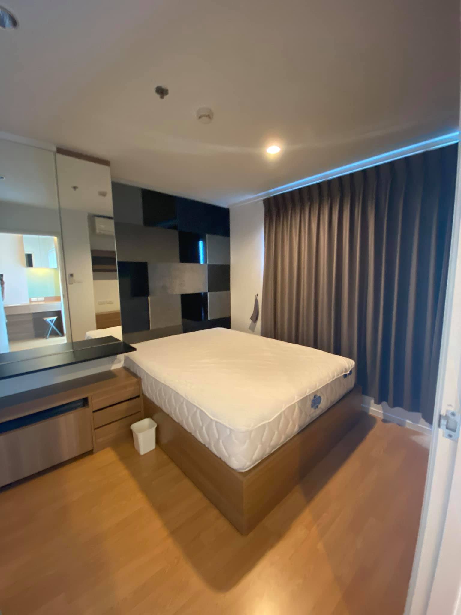 Image 1 of SF7V47 - 1-bedroom condominium at Lumpini Place Srinakarin - Huamark Station