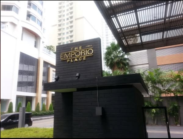 Image 1 of T2V4Q1 - 3-bedroom condominium at Lumpini Ville Onnut - Phatthanakan